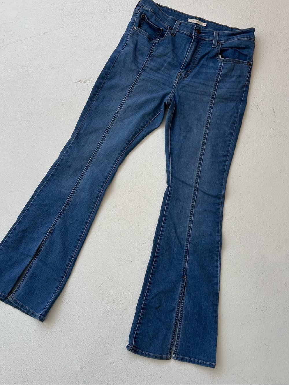 Levi's 726 Flare Jeans in Medium Blue